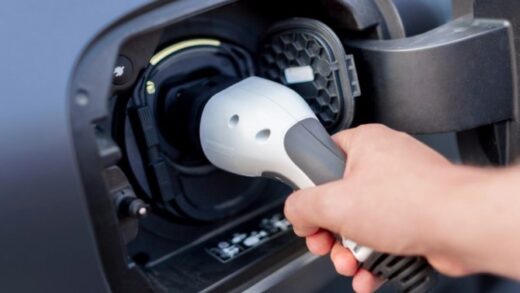 Гибридные или электрические автомобили? Различия и преимущества